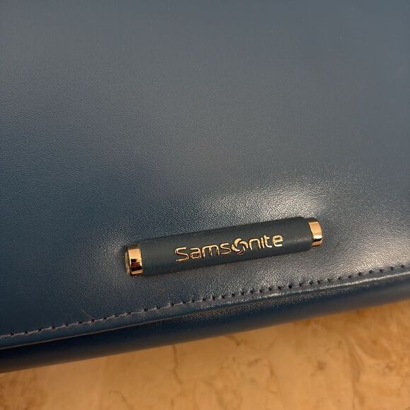 NWOT Samsonite Long Wallet Vegan Leather - Picture 9 of 15